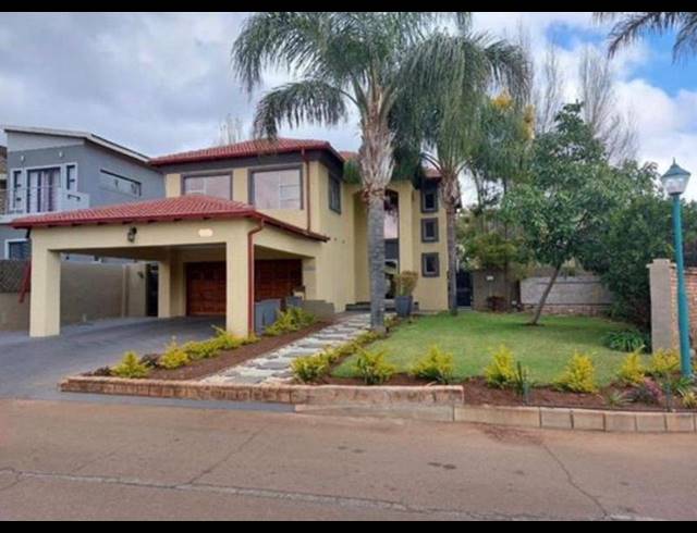 4 BEDROOM HOUSE FOR SALE IN NINAPARK